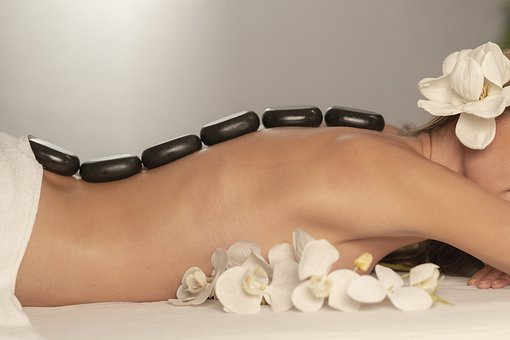 Why You Should Consider Getting a Hot Stone Massage