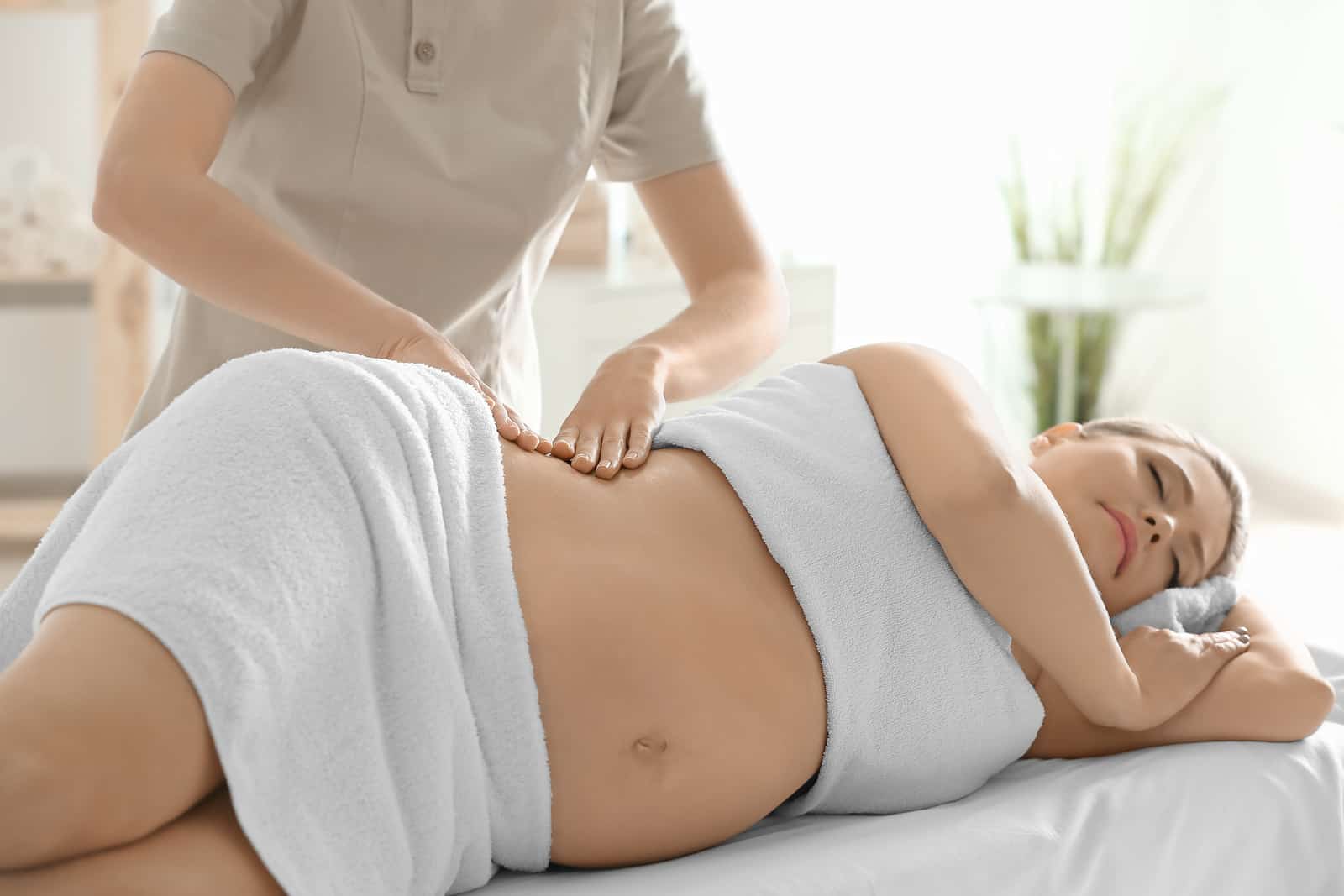 prenatal massage