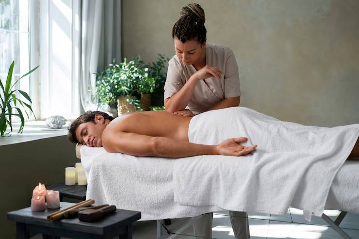 Walk In Massage for Athletes: Speeding Up Recovery After Intense Workouts
